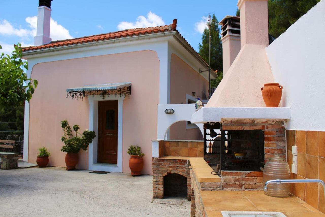 Villa Tenedos สโกเปลอสทาวน์ ภายนอก รูปภาพ
