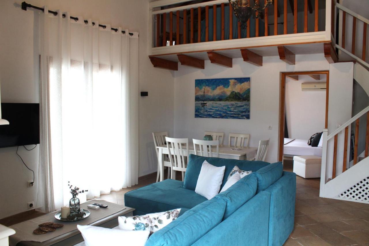 Villa Tenedos สโกเปลอสทาวน์ ภายนอก รูปภาพ