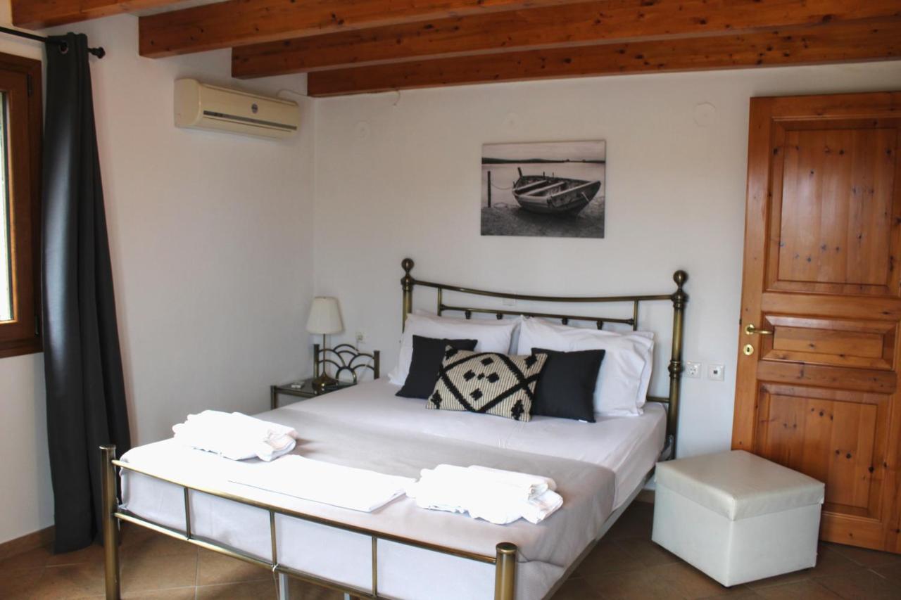 Villa Tenedos สโกเปลอสทาวน์ ภายนอก รูปภาพ