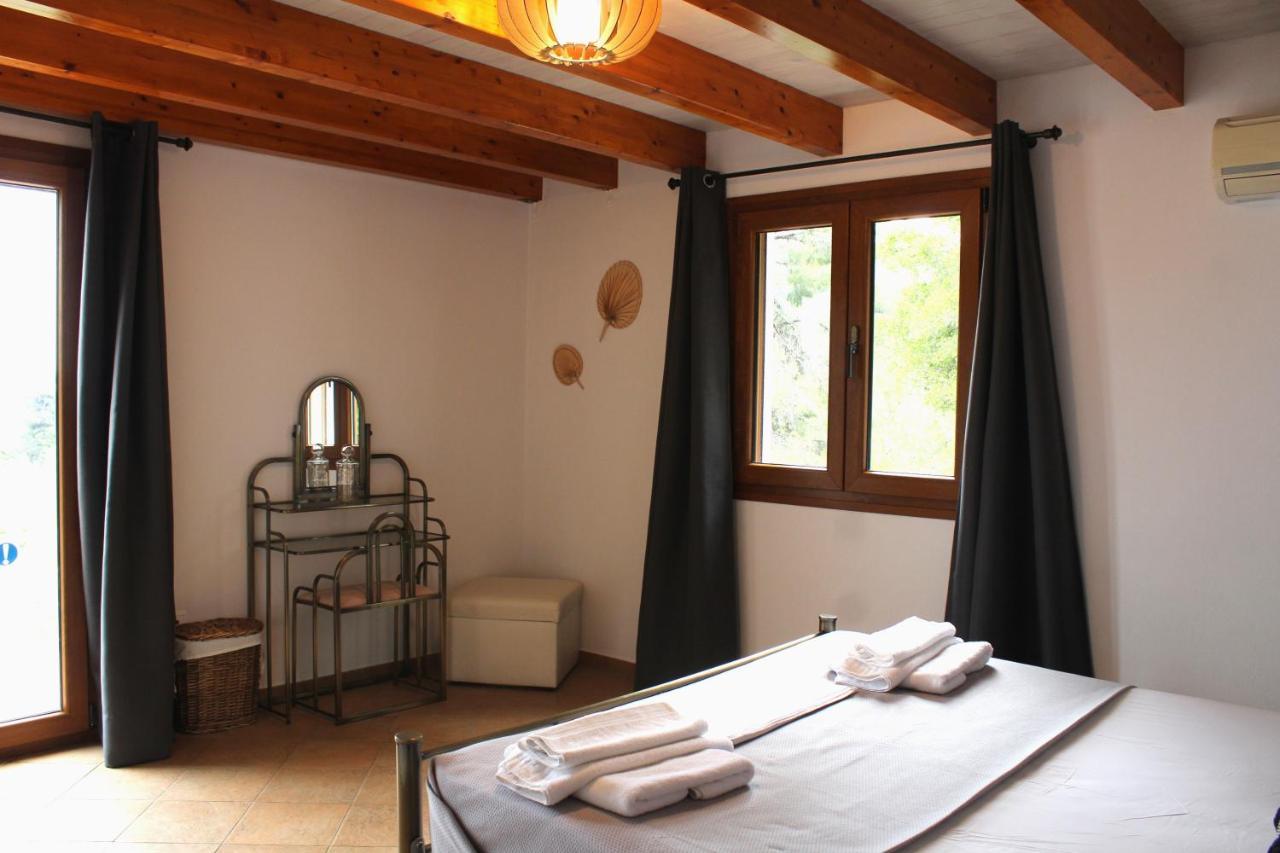 Villa Tenedos สโกเปลอสทาวน์ ภายนอก รูปภาพ