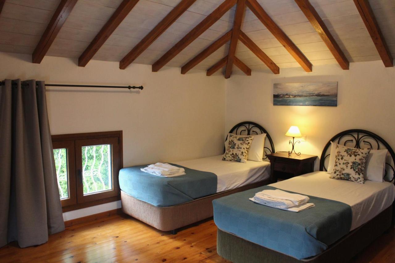 Villa Tenedos สโกเปลอสทาวน์ ภายนอก รูปภาพ